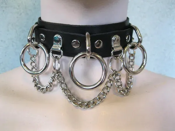 Black Leather Collar w/ 3 Silver O Rings and Hanging Chain