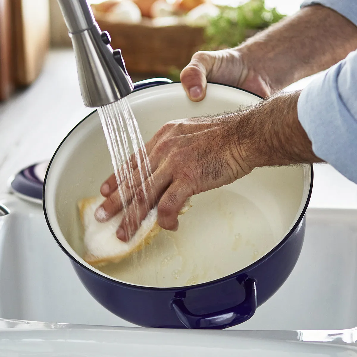 Merten & Storck Enameled Iron 1873 Dutch Oven, 5.3-Quart | Cobalt Blue